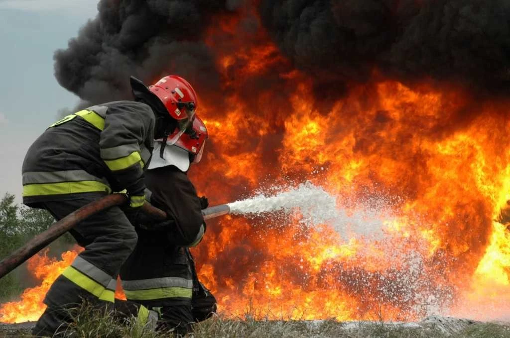 ΕΚΤΑΚΤΟ: Φωτιά στον Ασπρόπυργο